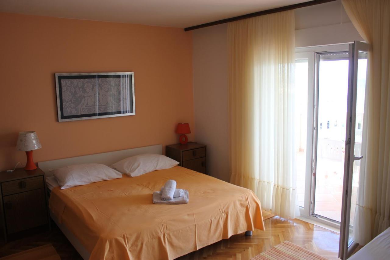 Omis Apartmani Mouse Luaran gambar