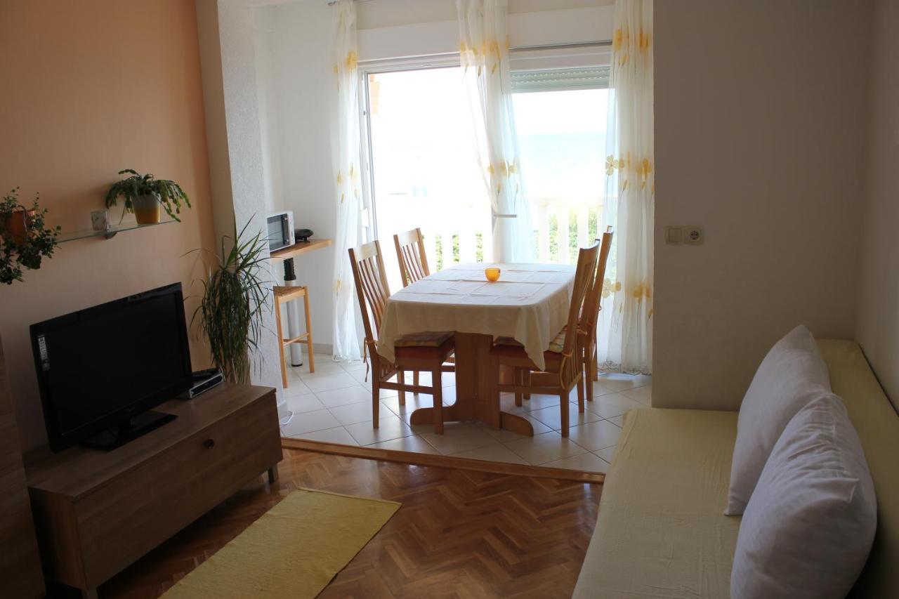 Omis Apartmani Mouse Luaran gambar