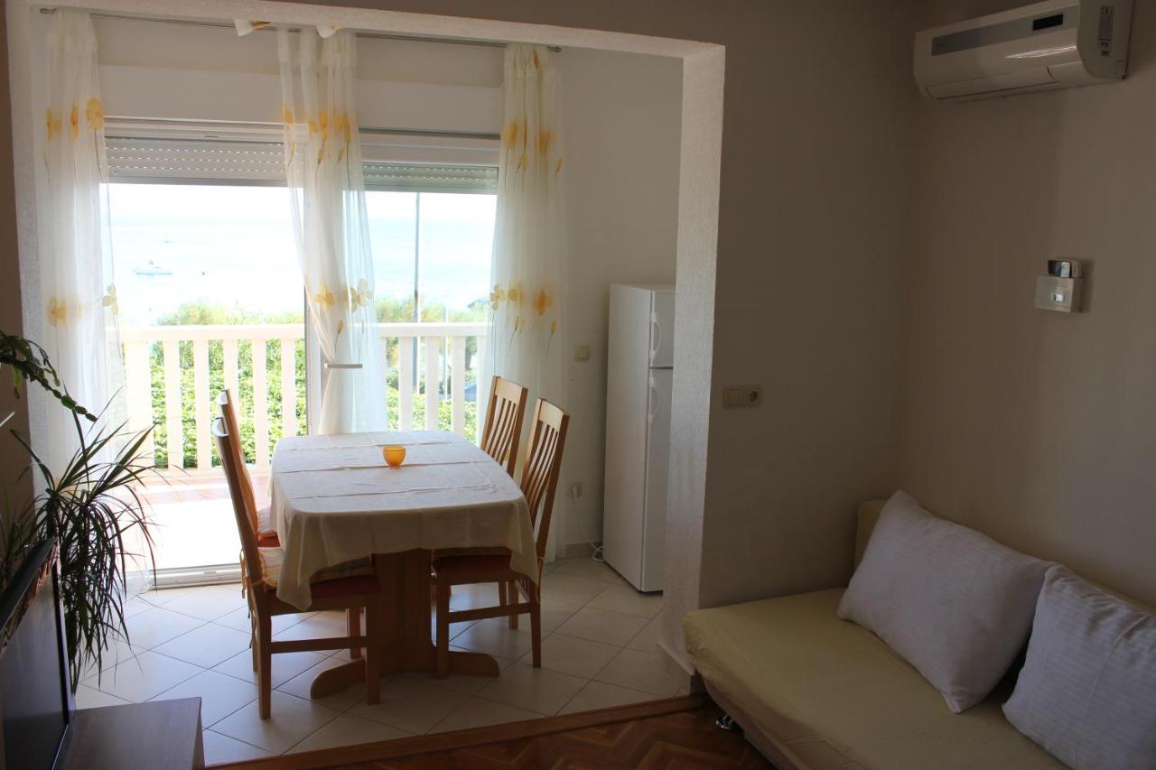 Omis Apartmani Mouse Luaran gambar
